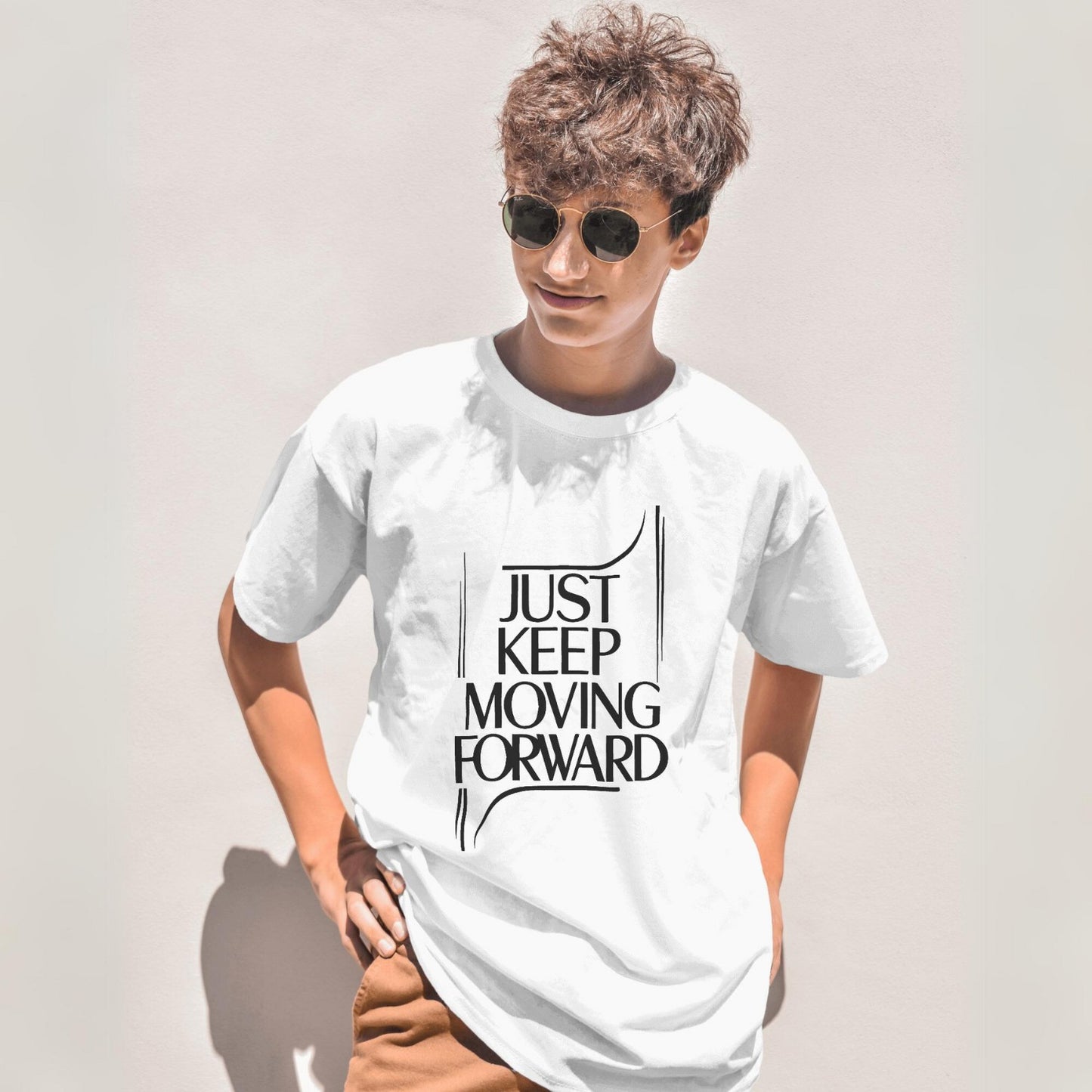 Men's Just Keep Moving Forward Graphic Printed Oversized T-shirt