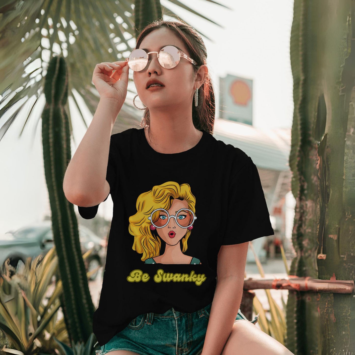 Women's Be Swanky Graphic Printed T-shirt