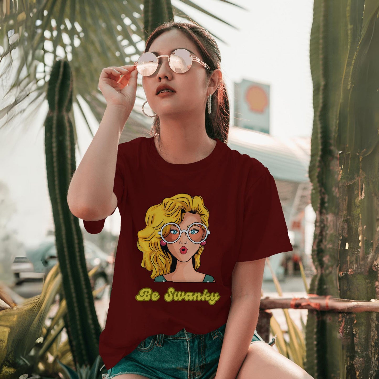 Women's Be Swanky Graphic Printed T-shirt