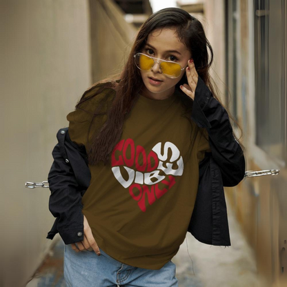 Women's Good Vibes Only Heart Shaped Graphic Printed Oversized T-shirt